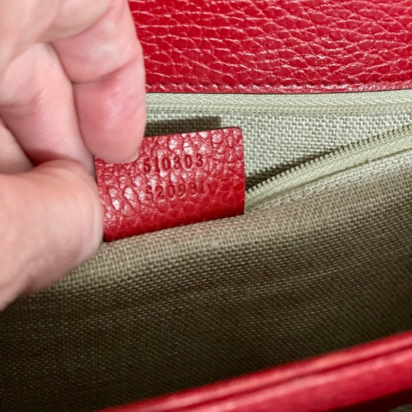 Gucci Red Crossbody - Medium - Picture 12 of 12